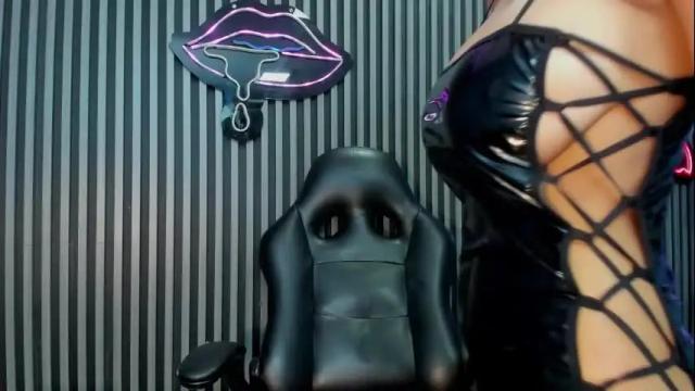Image 10 of laura_aristizabal_19 Stream on Chaturbate on 1 month ago