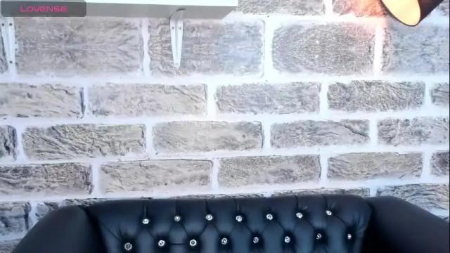 Image 10 of laura_aristizabal_19 Stream on Chaturbate on 9 days ago