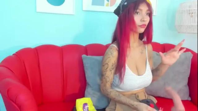 Image 6 of laura_aristizabal_19 Stream on Chaturbate on 8 days ago