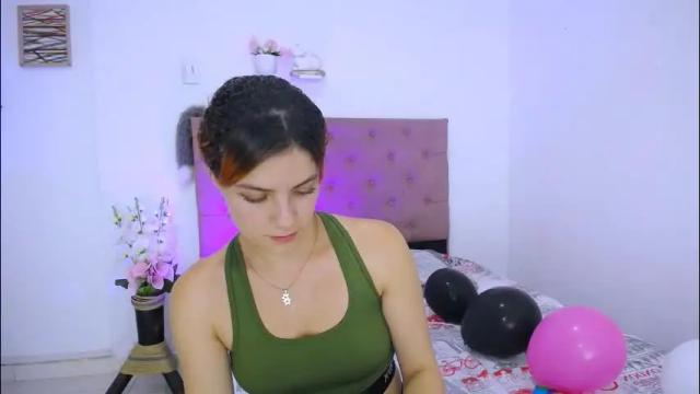 Thumbnail 3, laura_candy02's Stream at Chaturbate, 1 month ago