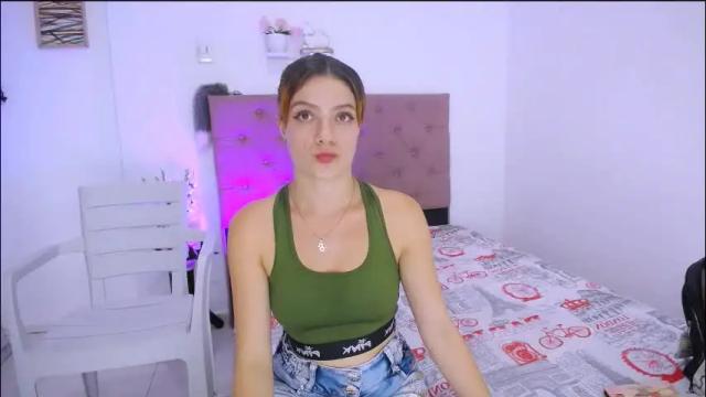 Image 8 of laura_candy02 Stream on Chaturbate on 1 month ago
