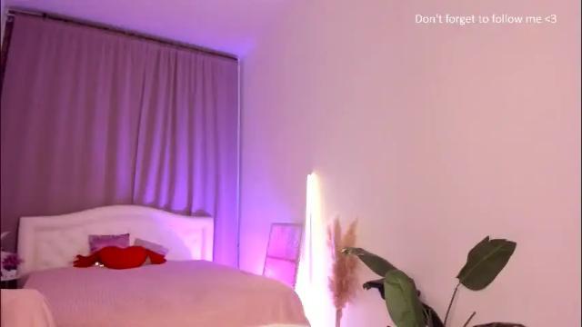 Image 4 of laura_coy Stream on Chaturbate on 2 months ago