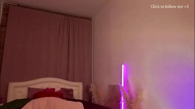 Image 10 of laura_coy Stream on Chaturbate on 1 month ago