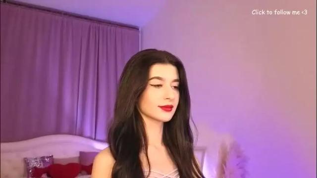 Image 3 of laura_coy Stream on Chaturbate on 2 months ago