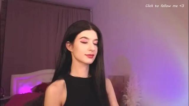 Image 11 of laura_coy Stream on Chaturbate on 1 month ago