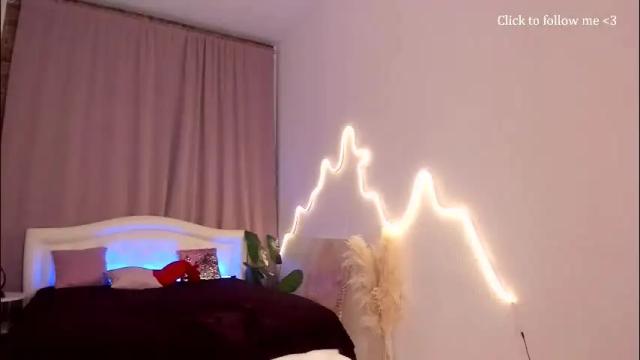 Image 4 of laura_coy Stream on Chaturbate on 1 month ago