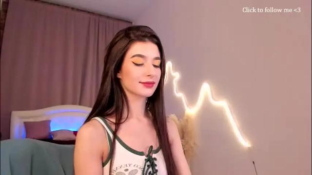 Image 6 of laura_coy Stream on Chaturbate on 1 month ago