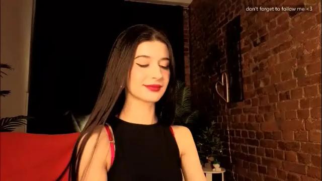 Image 10 of laura_coy Stream on Chaturbate on 1 month ago