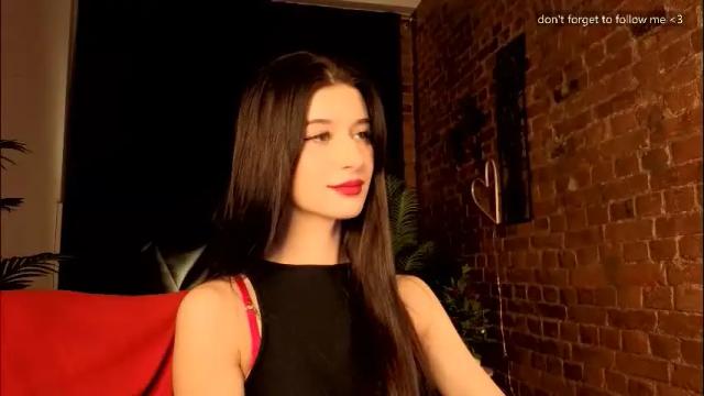 Image 12 of laura_coy Stream on Chaturbate on 1 month ago