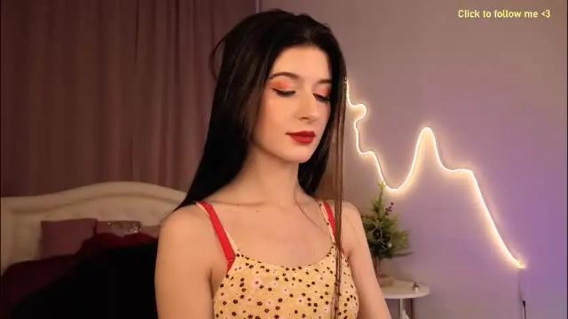 Image 10 of laura_coy Stream on Chaturbate on 1 month ago