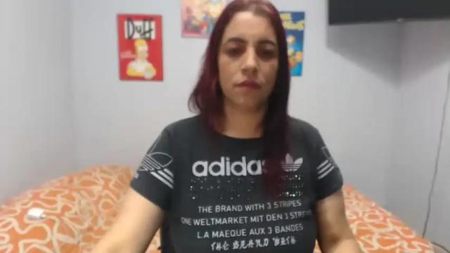 Image 12 of laura_craizy Stream on Chaturbate on 14 months ago