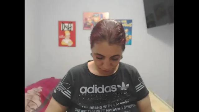 Image 8 of laura_craizy Stream on Chaturbate on 14 months ago