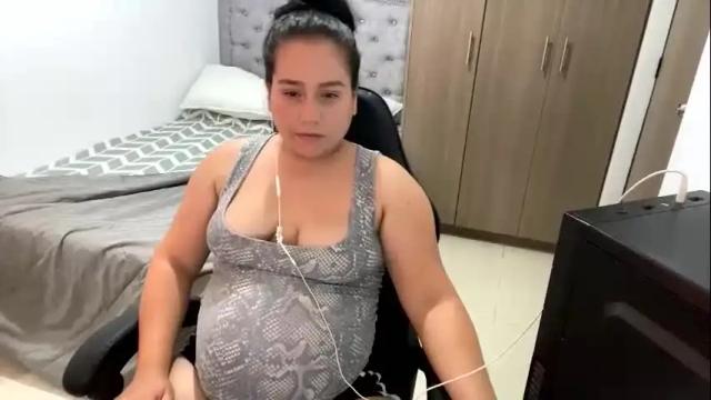 Image 7 of laura_d23 Stream on Chaturbate on 21 days ago