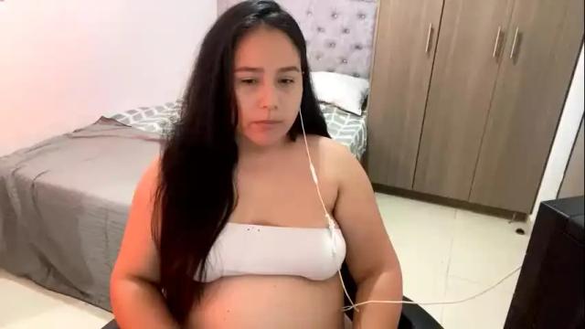 Image 3 of laura_d23 Stream on Chaturbate on 11 days ago
