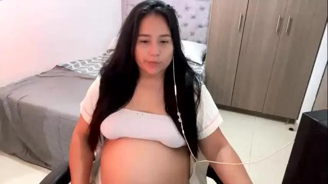 Image 8 of laura_d23 Stream on Chaturbate on 11 days ago