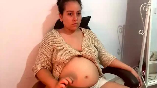 Image 2 of laura_d23 Stream on Chaturbate on 1 month ago