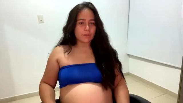 Image 3 of laura_d23 Stream on Chaturbate on 26 days ago