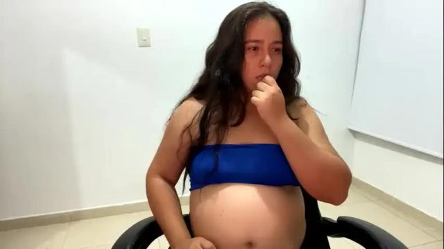 Image 7 of laura_d23 Stream on Chaturbate on 26 days ago