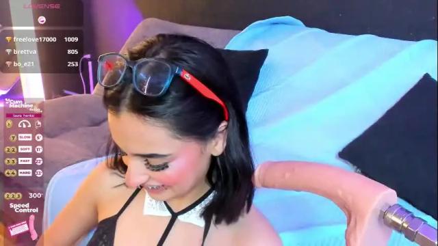 Image 8 of laura_hentai Stream on Chaturbate on 1 month ago