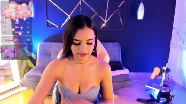 Image 12 of laura_hentai Stream on Chaturbate on 15 days ago