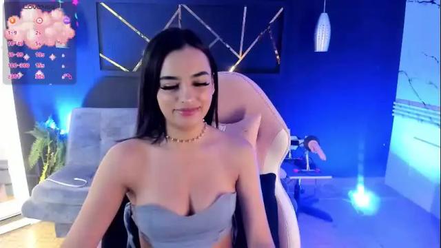 Image 7 of laura_hentai Stream on Chaturbate on 12 days ago