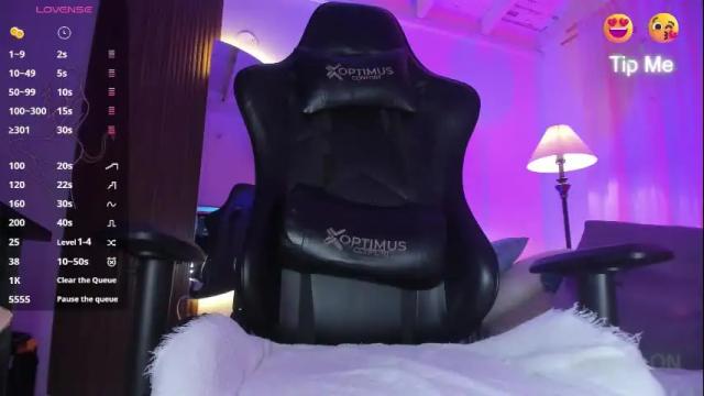 Thumbnail 1, laura_hills18's Stream at Chaturbate, 1 month ago