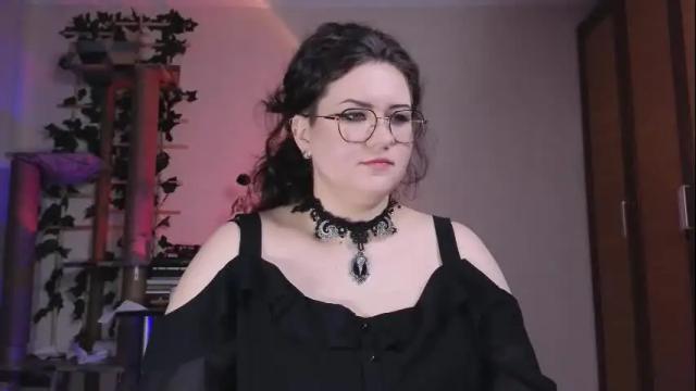 Image 11 of laura_karamazov Stream on Chaturbate on 6 months ago