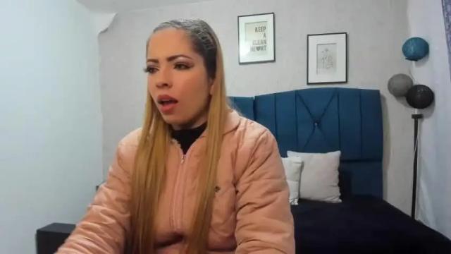 Thumbnail 1, laura_marlyn's Stream at Chaturbate, 24 months ago