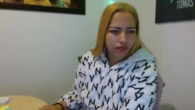 Thumbnail 1, laura_marlyn's Stream at Chaturbate, 22 months ago