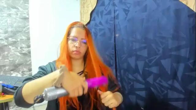 Image 2 of laura_marlyn Stream on Chaturbate on 9 months ago