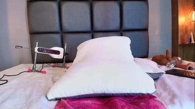 Thumbnail 3, laura_muller_'s Stream at Chaturbate, 1 month ago