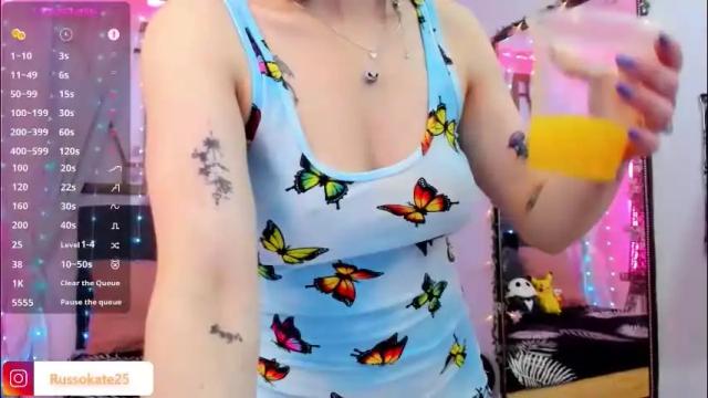 Image 3 of laura_olssen Stream on Chaturbate on 1 month ago