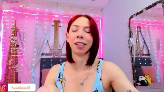 Image 2 of laura_olssen Stream on Chaturbate on 24 days ago