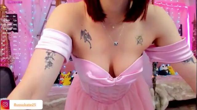 Image 3 of laura_olssen Stream on Chaturbate on 3 days ago