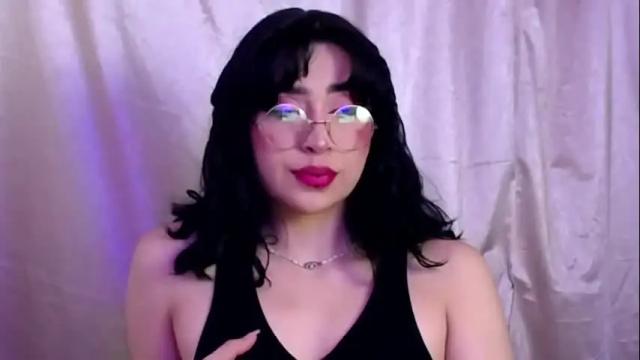 Image 6 of laura_pink01 Stream on Chaturbate on 1 month ago