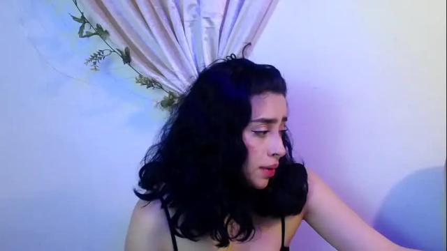Image 10 of laura_pink01 Stream on Chaturbate on 1 month ago
