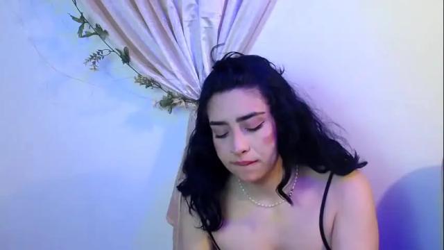 Image 12 of laura_pink01 Stream on Chaturbate on 1 month ago