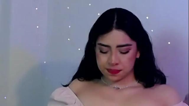 Image 10 of laura_pink01 Stream on Chaturbate on 8 months ago