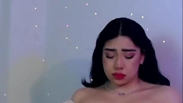 Image 4 of laura_pink01 Stream on Chaturbate on 8 months ago