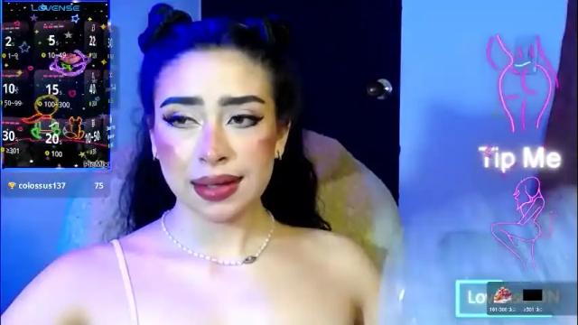 Image 2 of laura_pink01 Stream on Chaturbate on 2 months ago