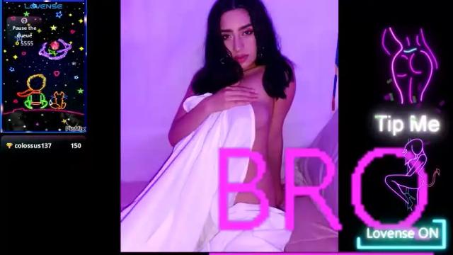 Image 8 of laura_pink01 Stream on Chaturbate on 2 months ago