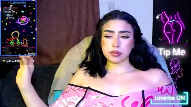 Image 8 of laura_pink01 Stream on Chaturbate on 1 month ago