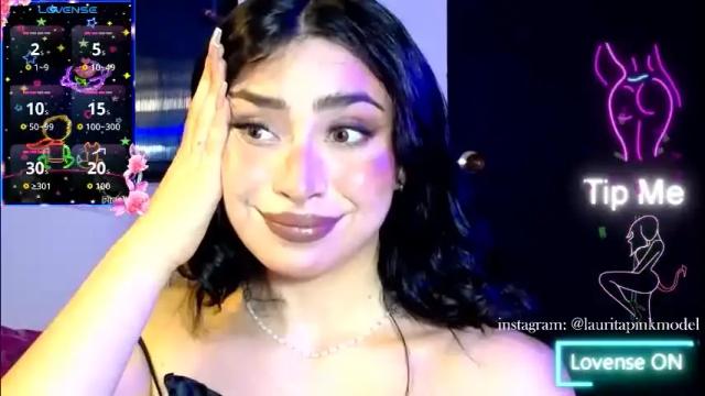 Image 4 of laura_pink01 Stream on Chaturbate on 1 month ago