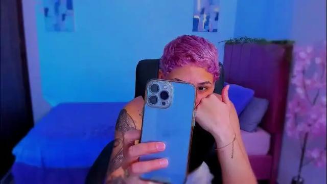 Image 12 of laura_r23 Stream on Chaturbate on 1 month ago