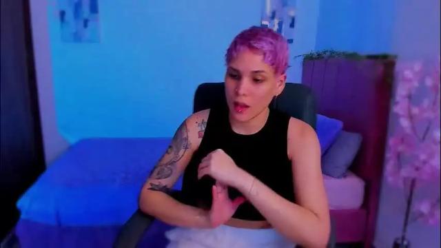 Image 7 of laura_r23 Stream on Chaturbate on 1 month ago