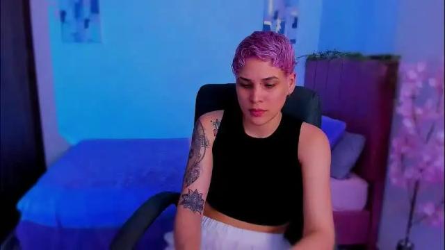 Image 8 of laura_r23 Stream on Chaturbate on 1 month ago