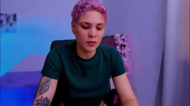 Image 8 of laura_r23 Stream on Chaturbate on 1 month ago