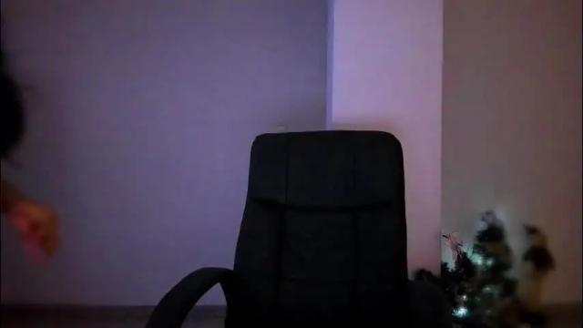 Image 7 of laura_r23 Stream on Chaturbate on 1 month ago