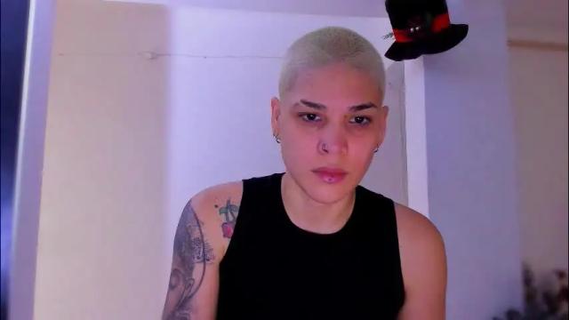 Image 3 of laura_r23 Stream on Chaturbate on 20 days ago