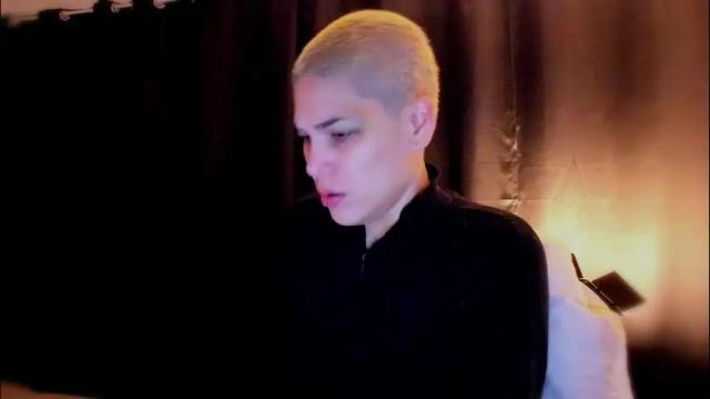 Image 8 of laura_r23 Stream on Chaturbate on 10 days ago